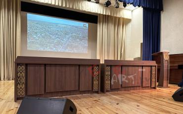 Стол президиума 26