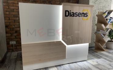 Стойка-ресепшен 13