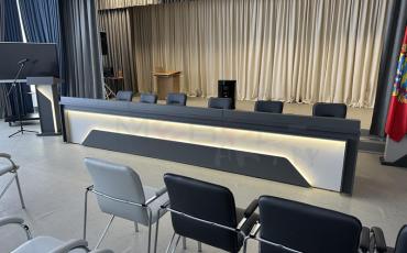 Стол президиума 21